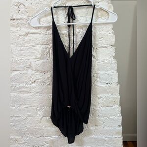 Cotton Candy LA Black V-Neck Open Back Tie Strap Top. Size M